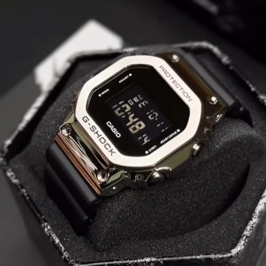 DW 5600 METAL G SHOCK